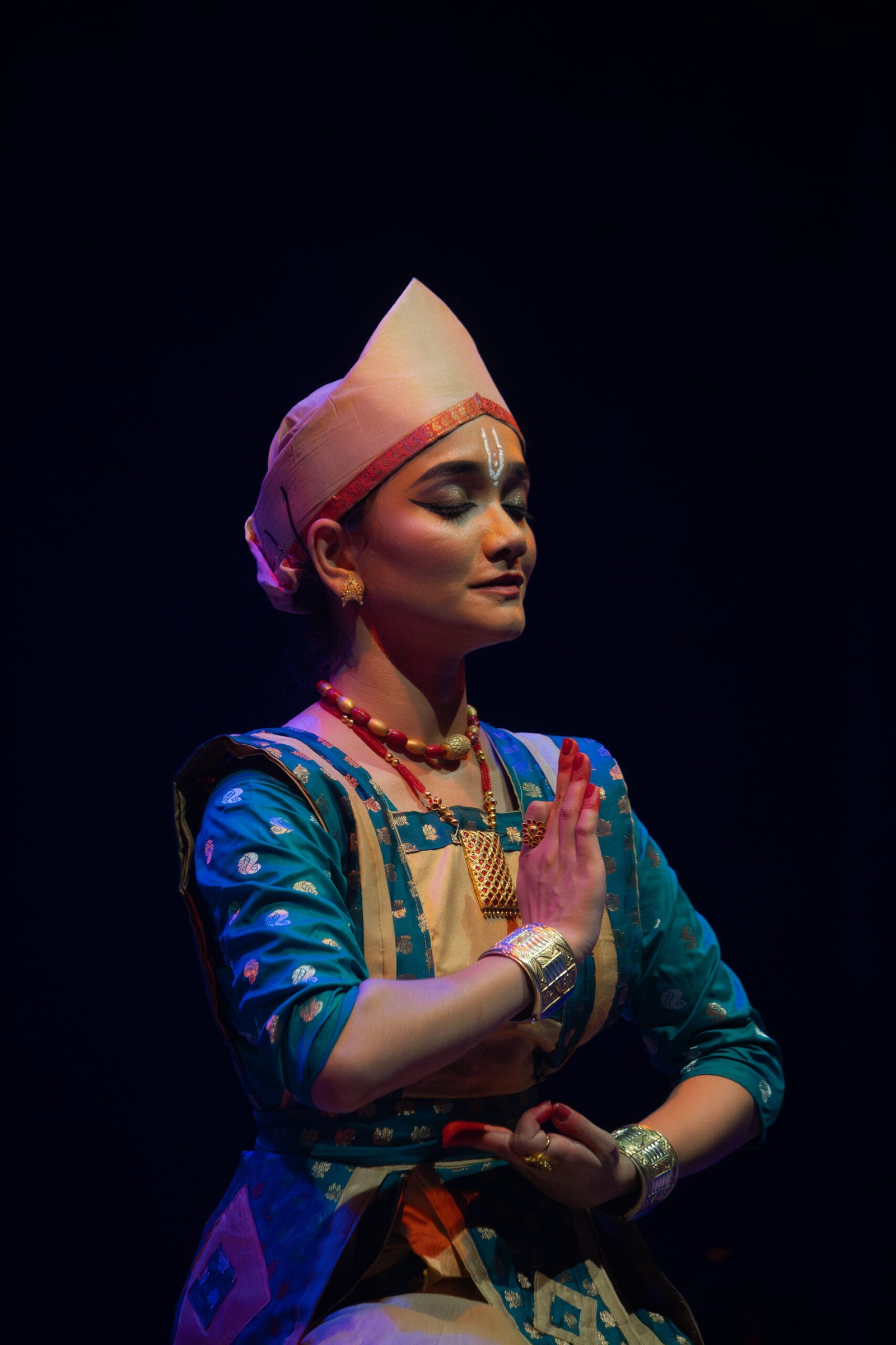 Children learning Sattriya dance at Amayaa
